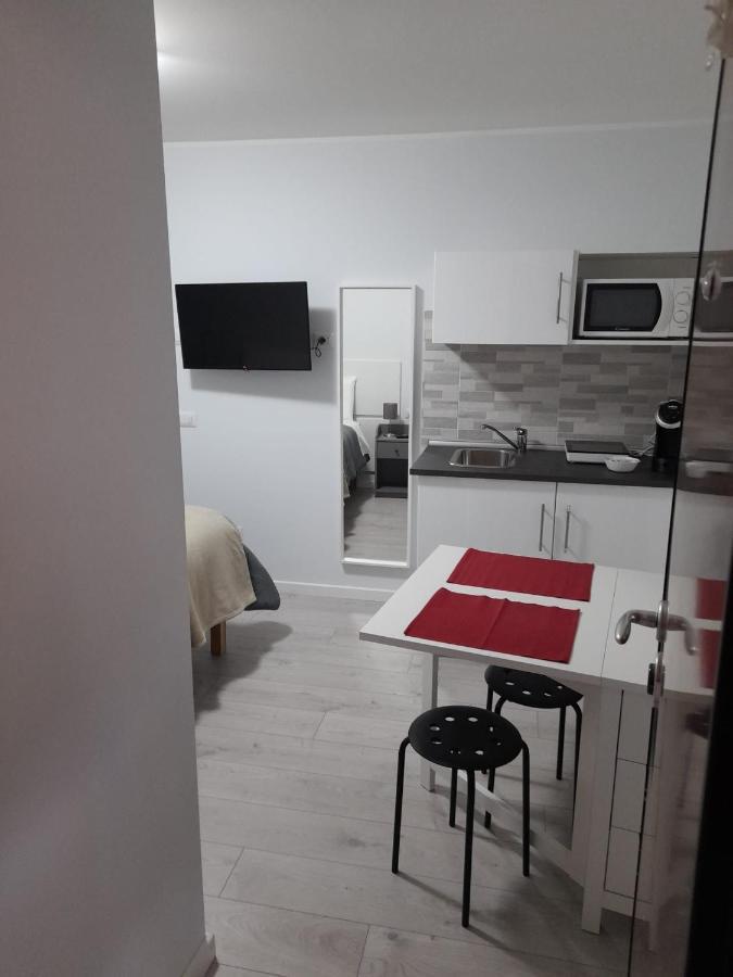 Your Independent Room Леко Екстериор снимка