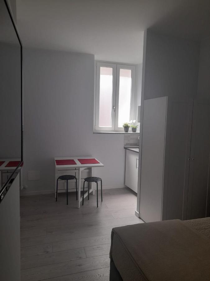 Your Independent Room Леко Екстериор снимка