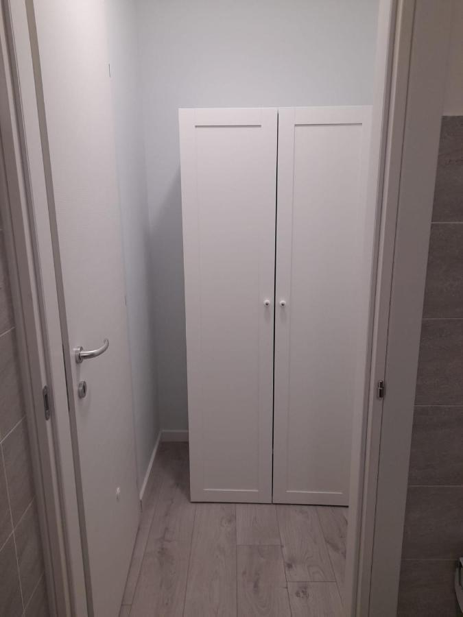 Your Independent Room Леко Екстериор снимка
